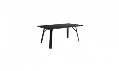 Mesa de comedor rectangular de 160cm de largo con patas de madera y sobre biselado con 48mm de espesor en Mallorca.