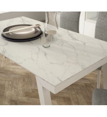 Mesa de comedor blanca con tapa efecto mármol