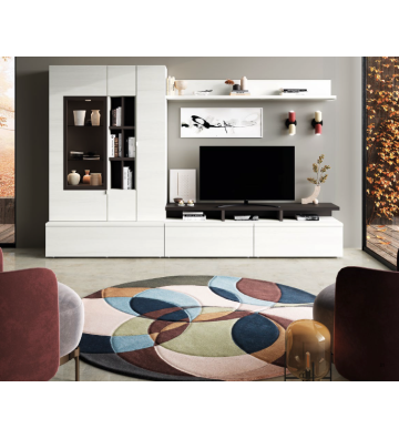 Mueble de salón blanco con vitrina y detalles en contraste chocolate