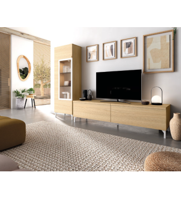 Mueble de salón en roble natural con vitrina integrada
