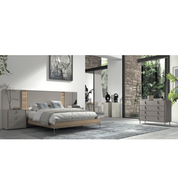 Dormitorio contemporáneo con cabecero retroiluminado y líneas arquitectónicas