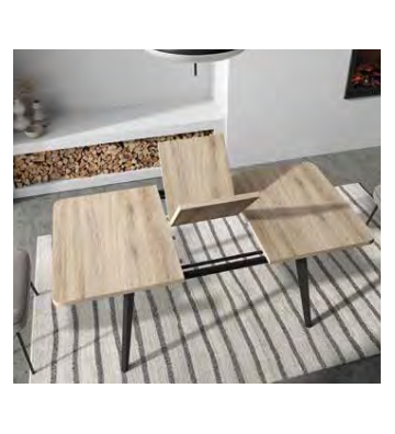 Mesa de comedor extensible 140–191 cm en madera natural y patas metálicas